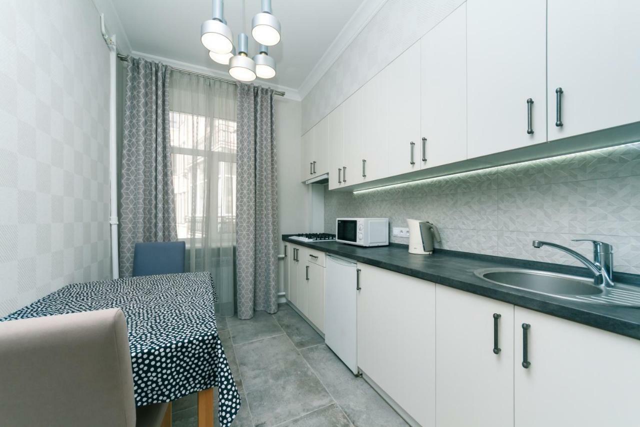 Lux , Two Bedrums Kyiv Exterior photo
